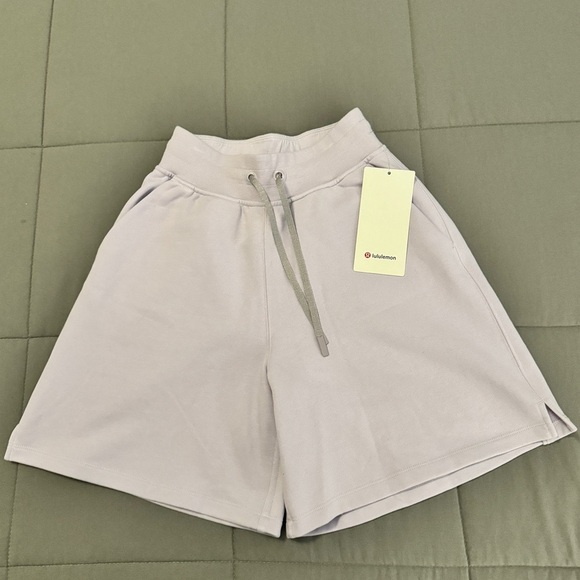 NWT Lululemon All Yours HR Short 7" in Lavender Dew - Picture 4 of 5
